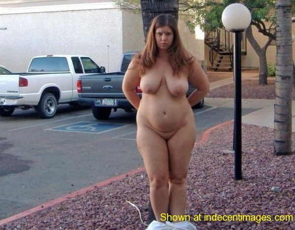 BBW public nudity